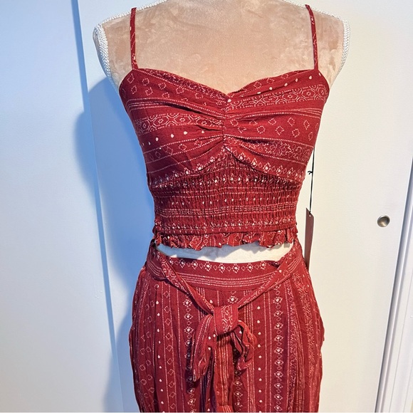 NWT Cotton Candy LA two piece crop top and wide leg pants set - size med… - Picture 4 of 9